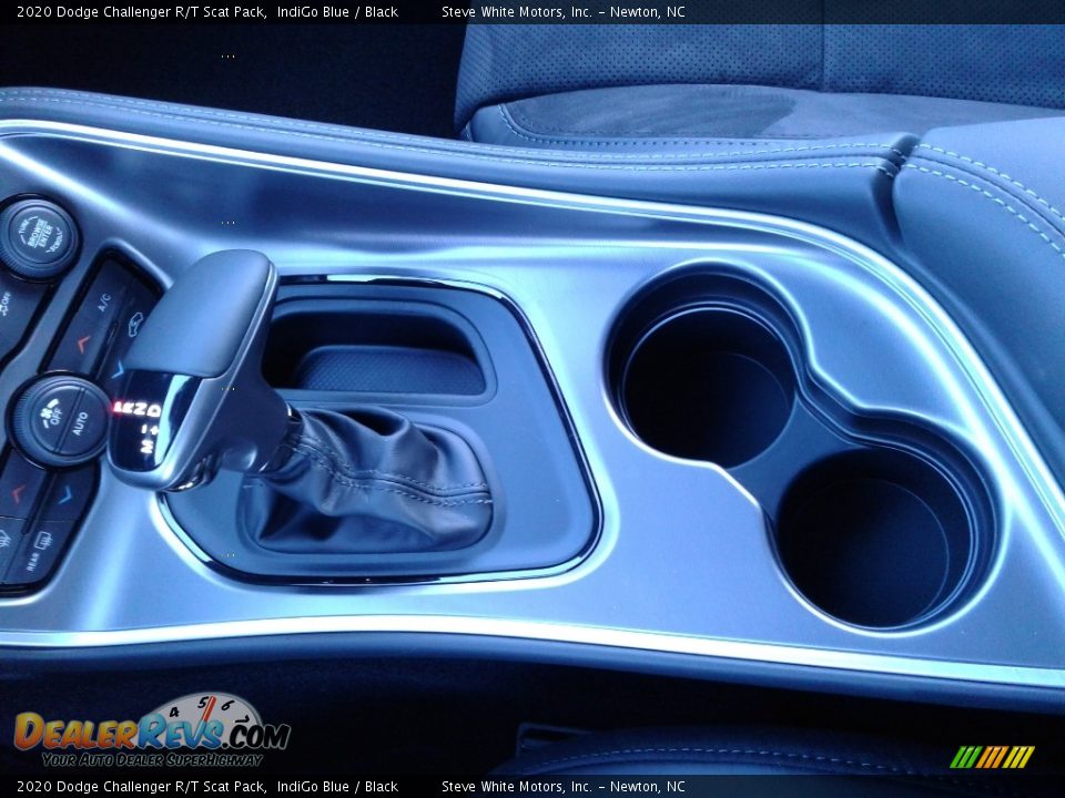 2020 Dodge Challenger R/T Scat Pack Shifter Photo #26