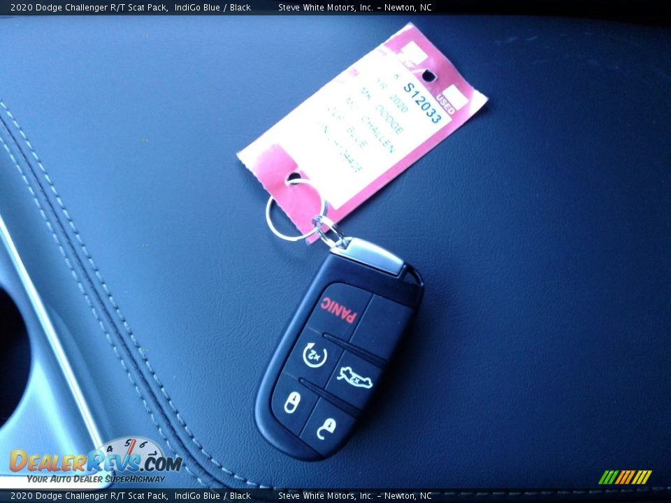 Keys of 2020 Dodge Challenger R/T Scat Pack Photo #28