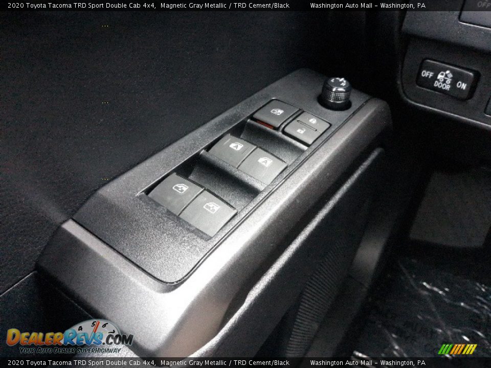 2020 Toyota Tacoma TRD Sport Double Cab 4x4 Magnetic Gray Metallic / TRD Cement/Black Photo #8
