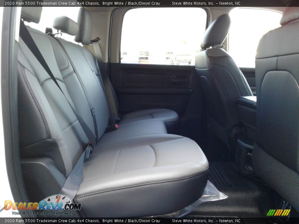 2020 Ram 5500 Tradesman Crew Cab 4x4 Chassis Bright White / Black/Diesel Gray Photo #15