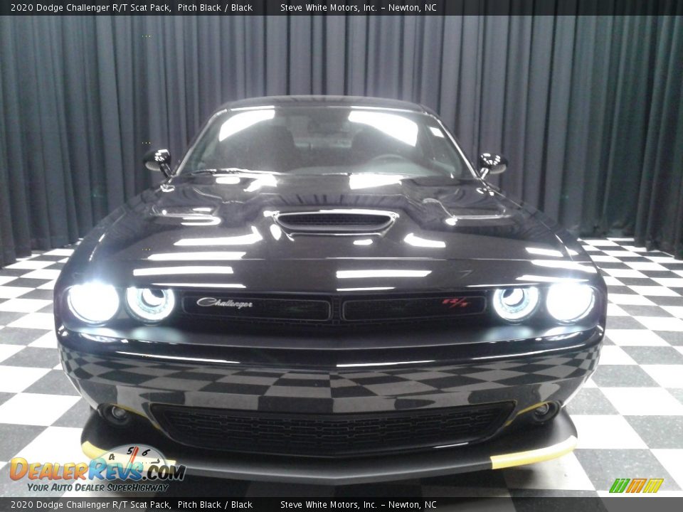 2020 Dodge Challenger R/T Scat Pack Pitch Black / Black Photo #3