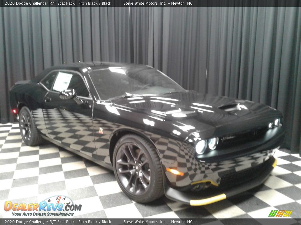 2020 Dodge Challenger R/T Scat Pack Pitch Black / Black Photo #4