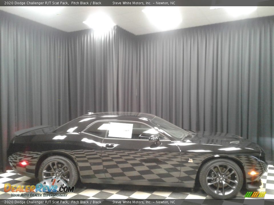 2020 Dodge Challenger R/T Scat Pack Pitch Black / Black Photo #5