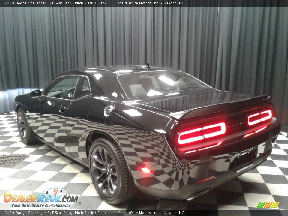 2020 Dodge Challenger R/T Scat Pack Pitch Black / Black Photo #6