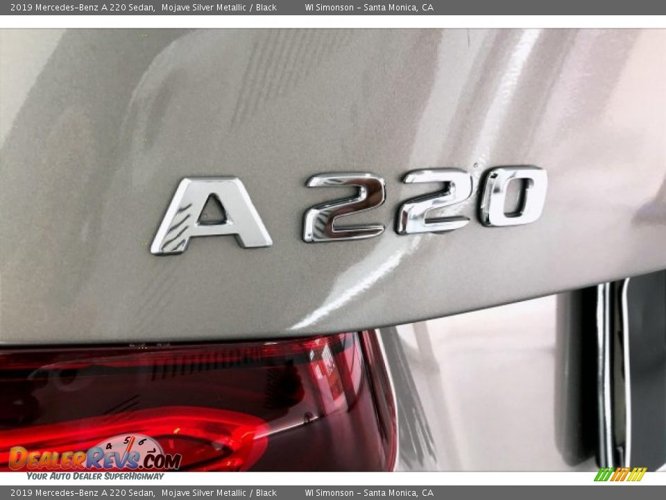 2019 Mercedes-Benz A 220 Sedan Mojave Silver Metallic / Black Photo #27