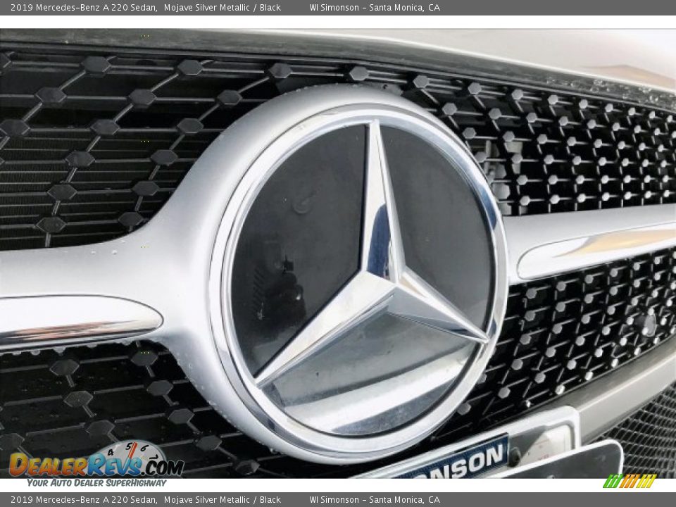 2019 Mercedes-Benz A 220 Sedan Mojave Silver Metallic / Black Photo #33