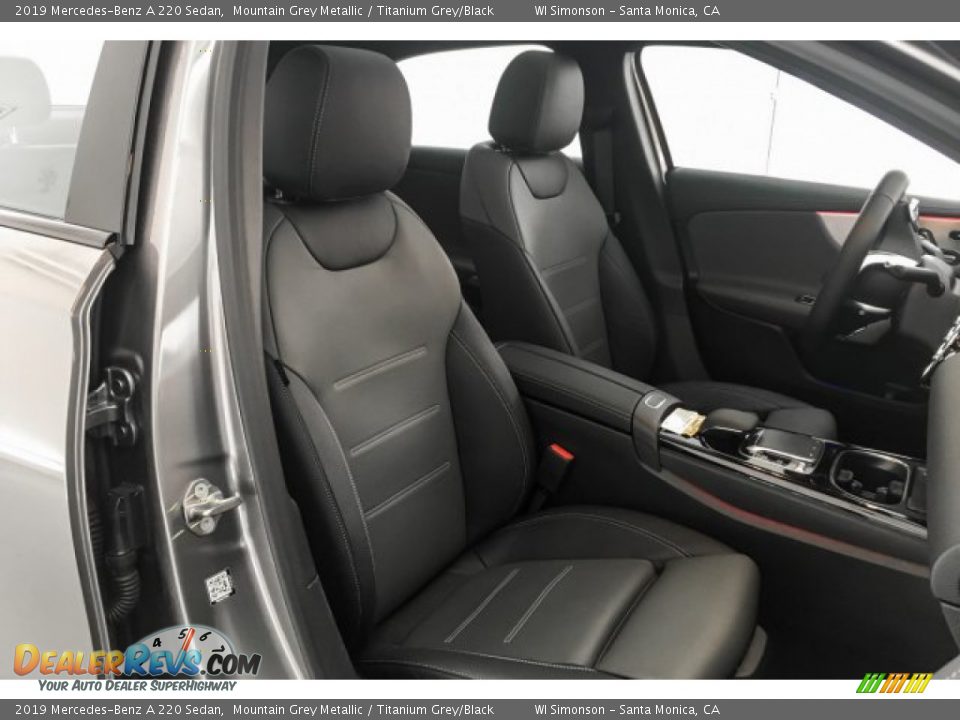 2019 Mercedes-Benz A 220 Sedan Mountain Grey Metallic / Titanium Grey/Black Photo #5