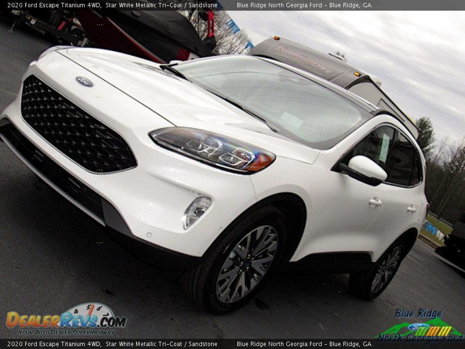 2020 Ford Escape Titanium 4WD Star White Metallic Tri-Coat / Sandstone Photo #32