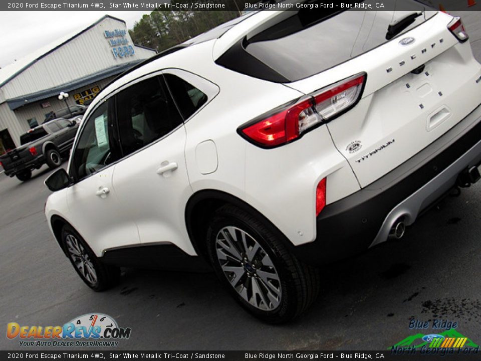 2020 Ford Escape Titanium 4WD Star White Metallic Tri-Coat / Sandstone Photo #35