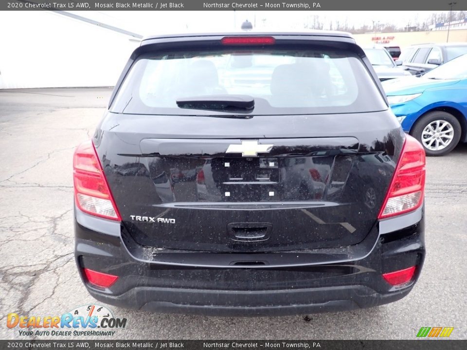 2020 Chevrolet Trax LS AWD Mosaic Black Metallic / Jet Black Photo #4