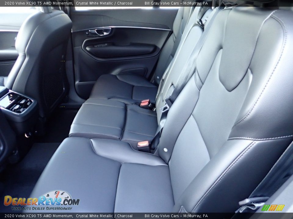2020 Volvo XC90 T5 AWD Momentum Crystal White Metallic / Charcoal Photo #8