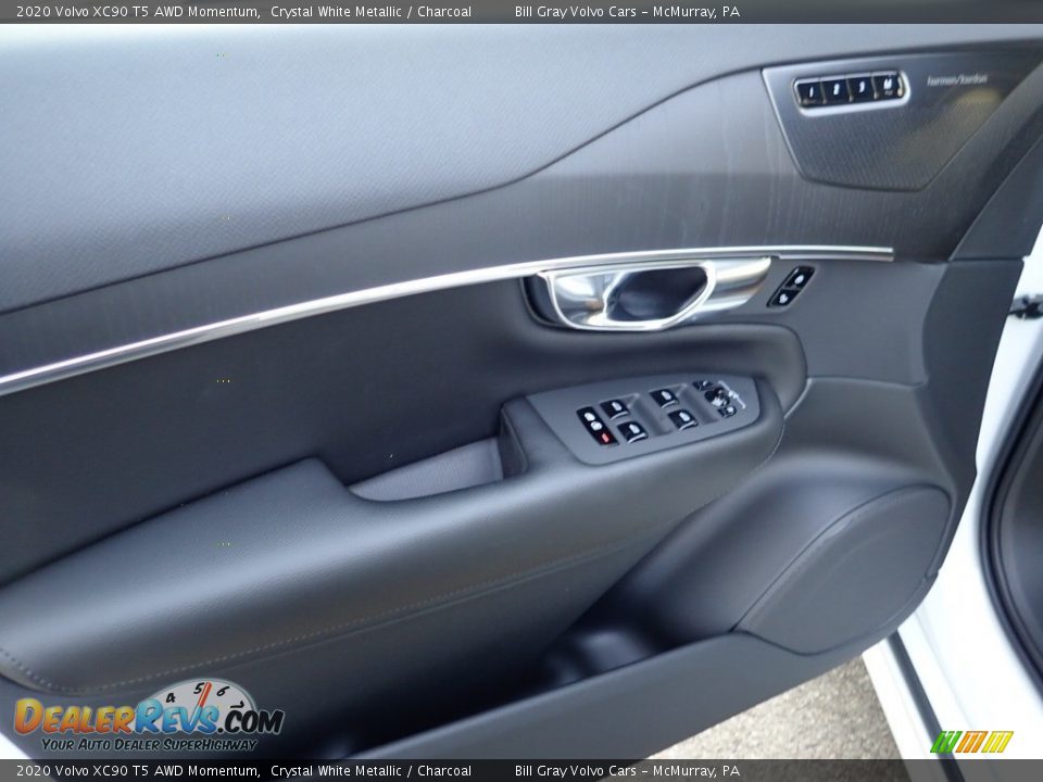 2020 Volvo XC90 T5 AWD Momentum Crystal White Metallic / Charcoal Photo #11