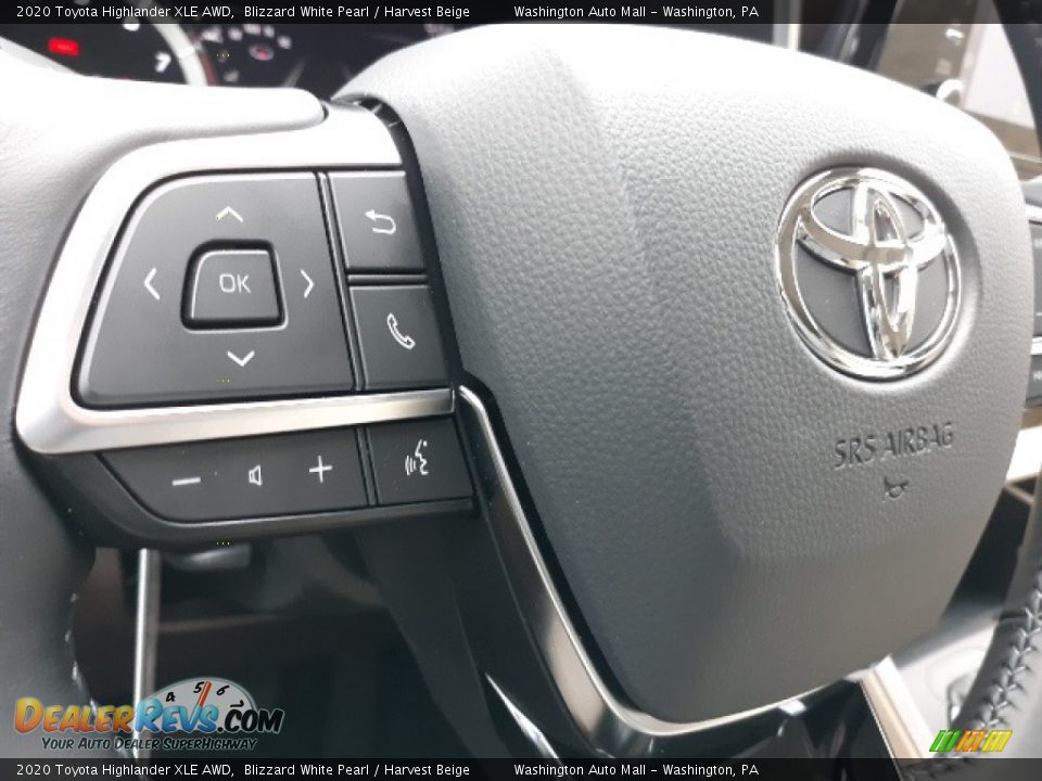 2020 Toyota Highlander XLE AWD Steering Wheel Photo #5