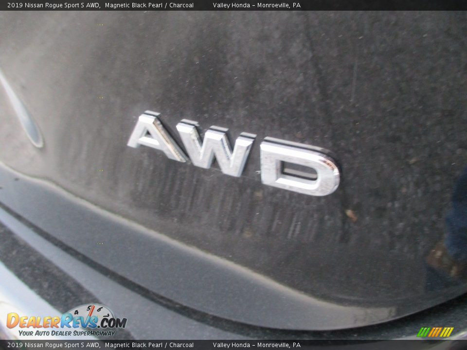 2019 Nissan Rogue Sport S AWD Magnetic Black Pearl / Charcoal Photo #6