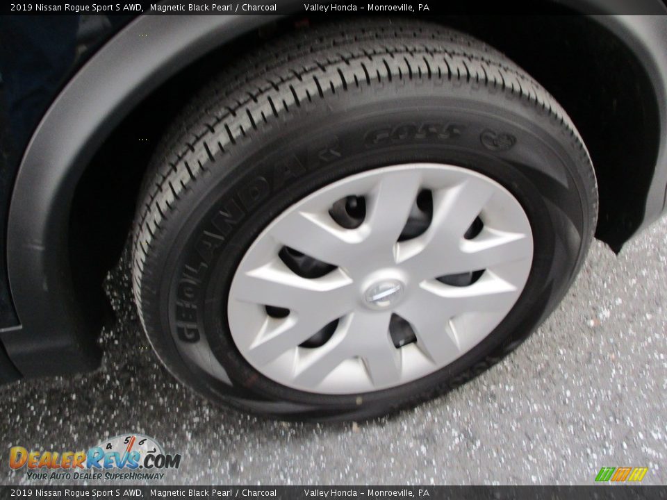 2019 Nissan Rogue Sport S AWD Magnetic Black Pearl / Charcoal Photo #7