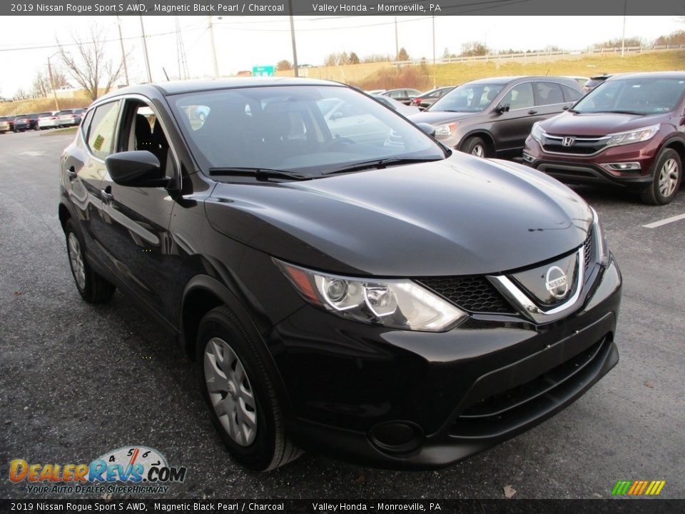 2019 Nissan Rogue Sport S AWD Magnetic Black Pearl / Charcoal Photo #8