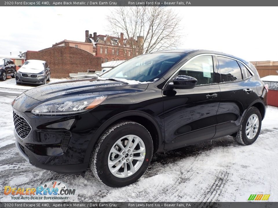 Front 3/4 View of 2020 Ford Escape SE 4WD Photo #7