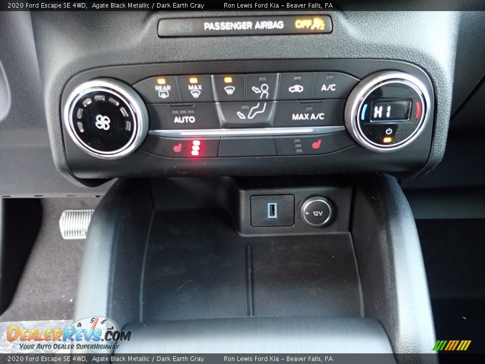 Controls of 2020 Ford Escape SE 4WD Photo #19
