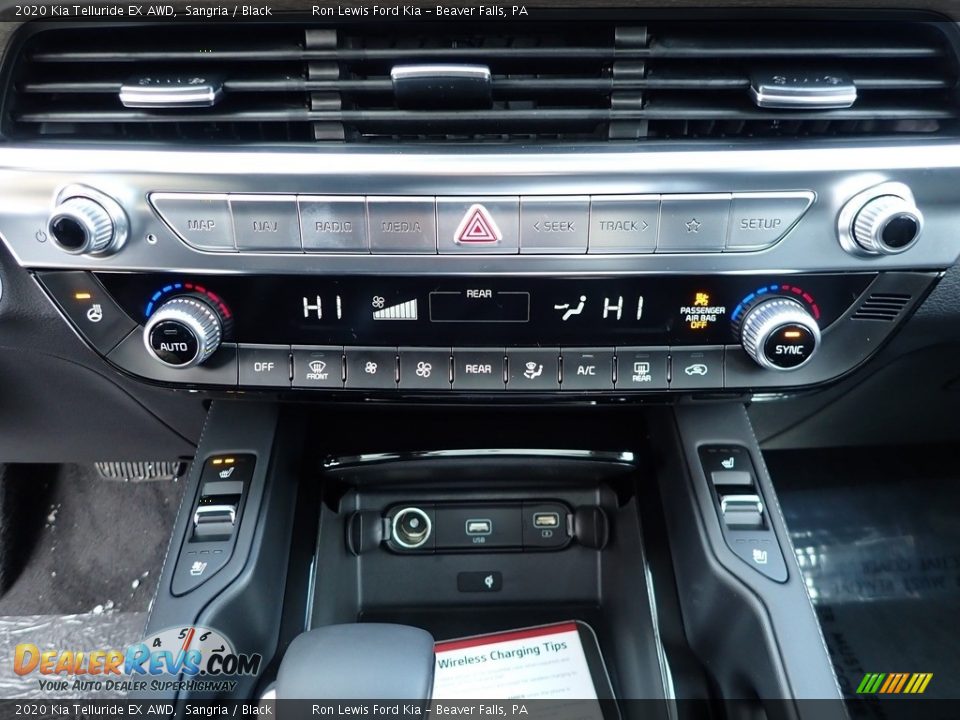 Controls of 2020 Kia Telluride EX AWD Photo #20