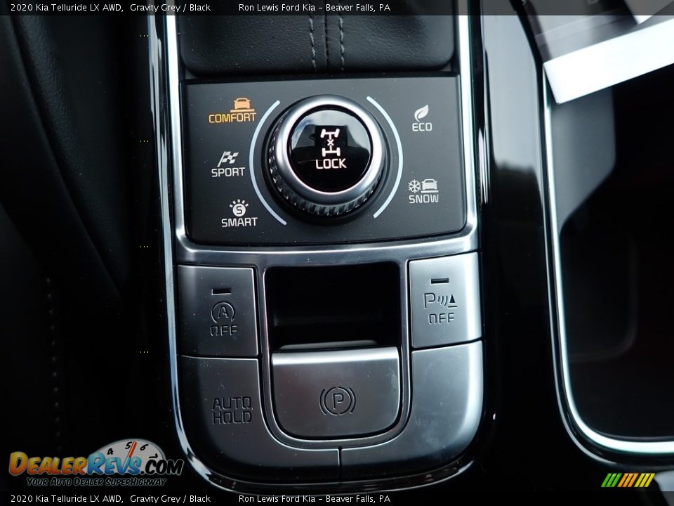 Controls of 2020 Kia Telluride LX AWD Photo #18
