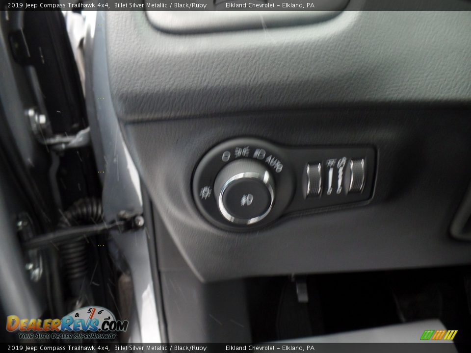 2019 Jeep Compass Trailhawk 4x4 Billet Silver Metallic / Black/Ruby Photo #19