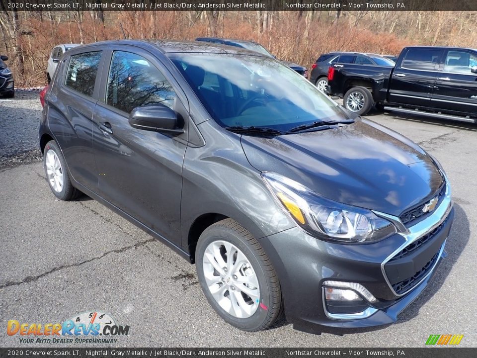 Front 3/4 View of 2020 Chevrolet Spark LT Photo #7