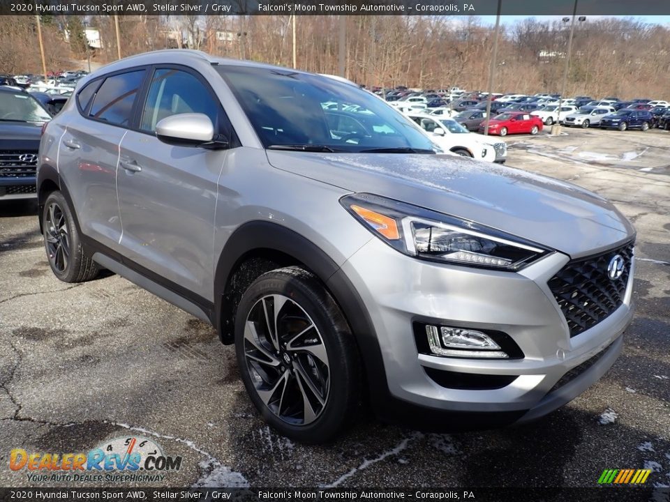 Front 3/4 View of 2020 Hyundai Tucson Sport AWD Photo #3