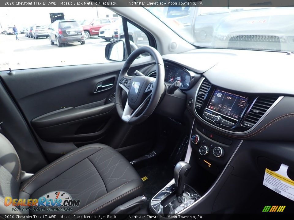 2020 Chevrolet Trax LT AWD Mosaic Black Metallic / Jet Black Photo #11