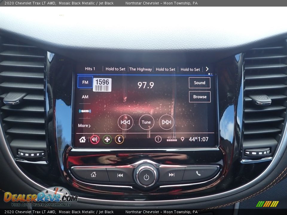 2020 Chevrolet Trax LT AWD Mosaic Black Metallic / Jet Black Photo #15