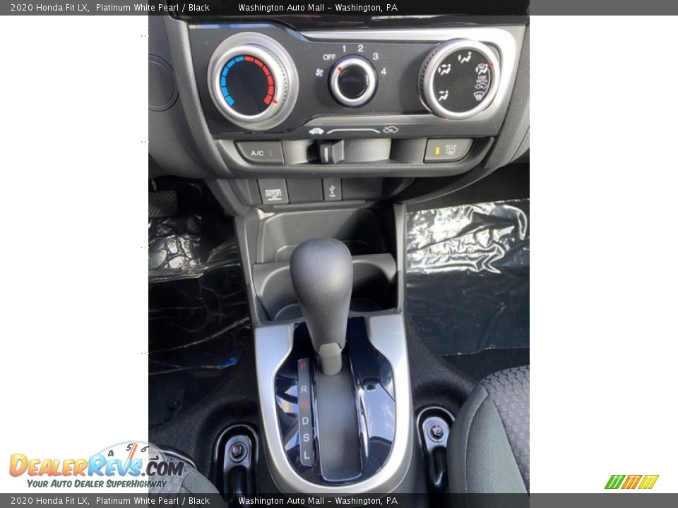 2020 Honda Fit LX Shifter Photo #29