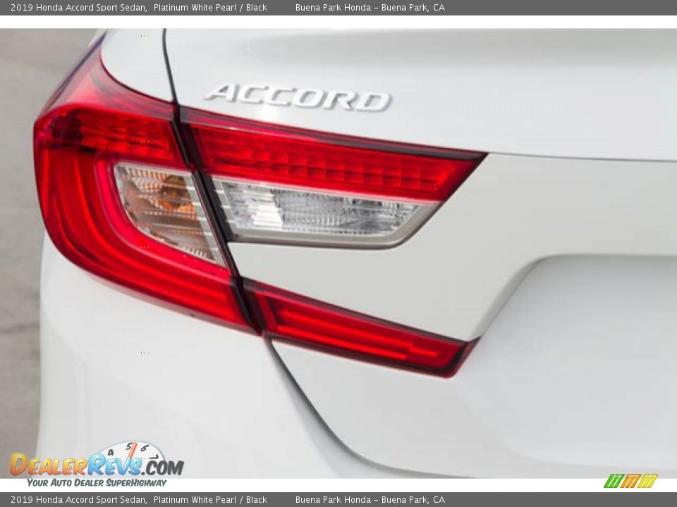 2019 Honda Accord Sport Sedan Platinum White Pearl / Black Photo #10