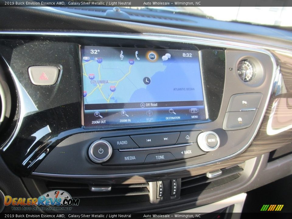 2019 Buick Envision Essence AWD Galaxy Silver Metallic / Light Neutral Photo #18