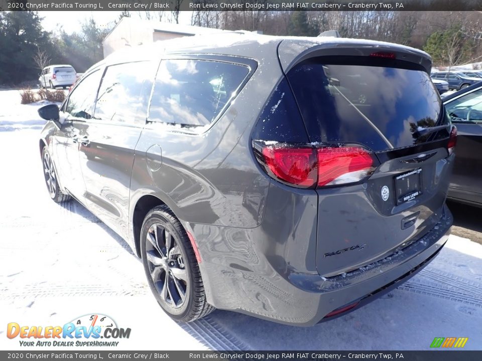 2020 Chrysler Pacifica Touring L Ceramic Grey / Black Photo #3