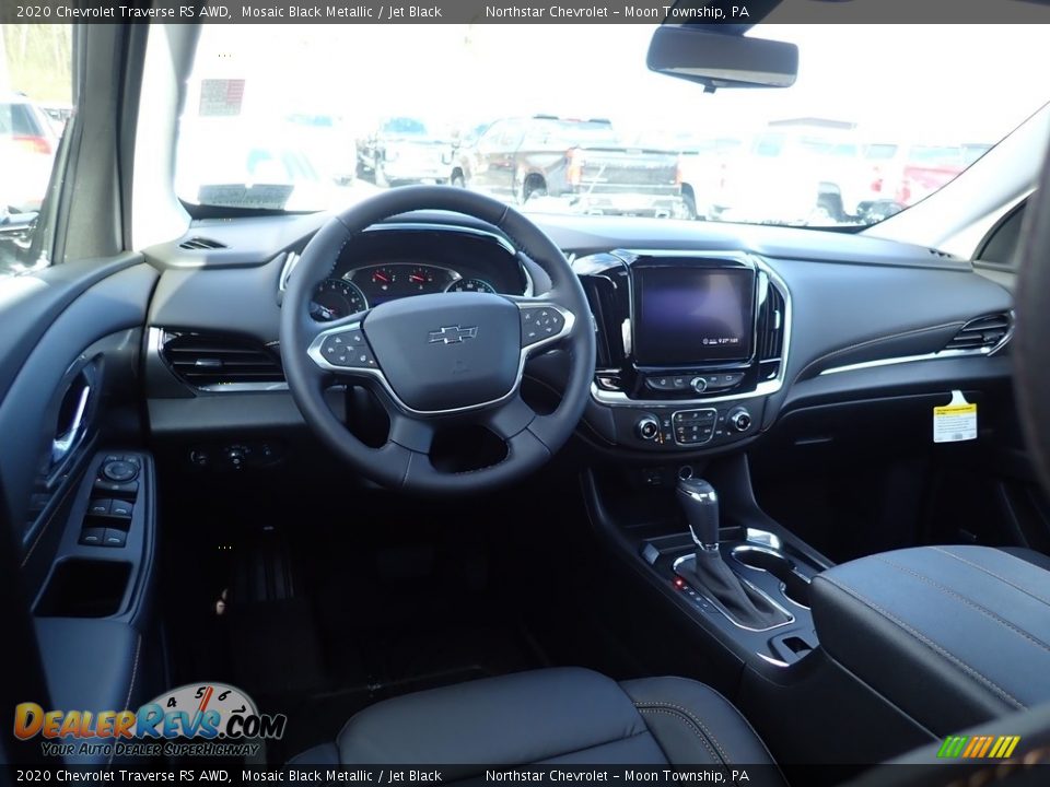 Dashboard of 2020 Chevrolet Traverse RS AWD Photo #13