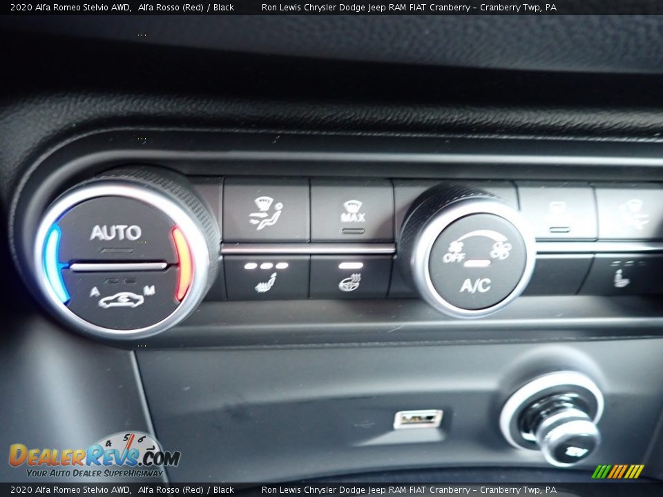 2020 Alfa Romeo Stelvio AWD Alfa Rosso (Red) / Black Photo #19