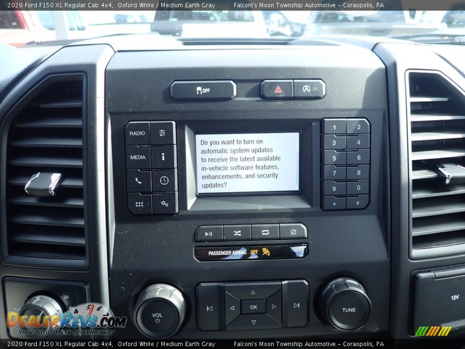 2020 Ford F150 XL Regular Cab 4x4 Oxford White / Medium Earth Gray Photo #13