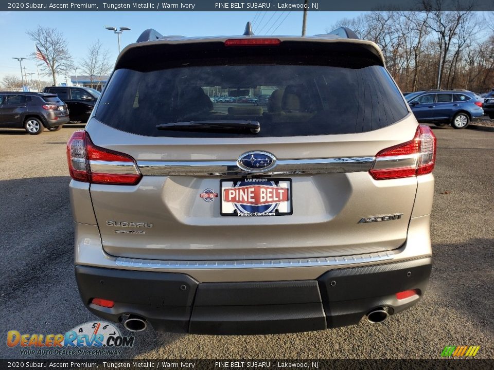 2020 Subaru Ascent Premium Tungsten Metallic / Warm Ivory Photo #5
