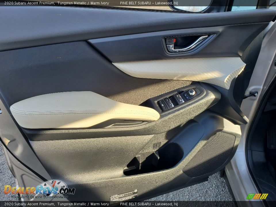 2020 Subaru Ascent Premium Tungsten Metallic / Warm Ivory Photo #8