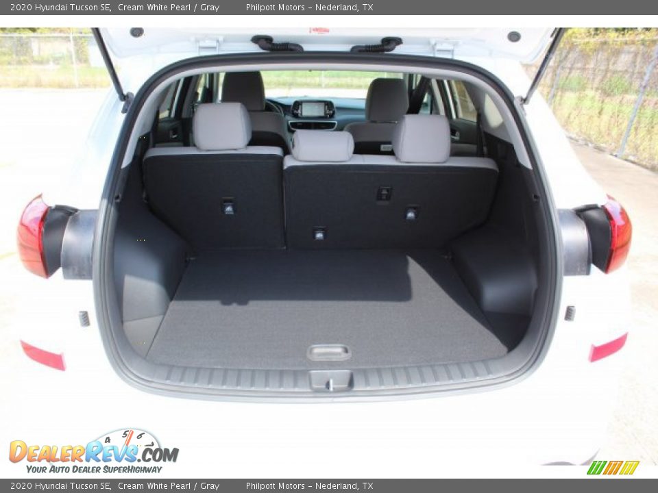 2020 Hyundai Tucson SE Cream White Pearl / Gray Photo #20