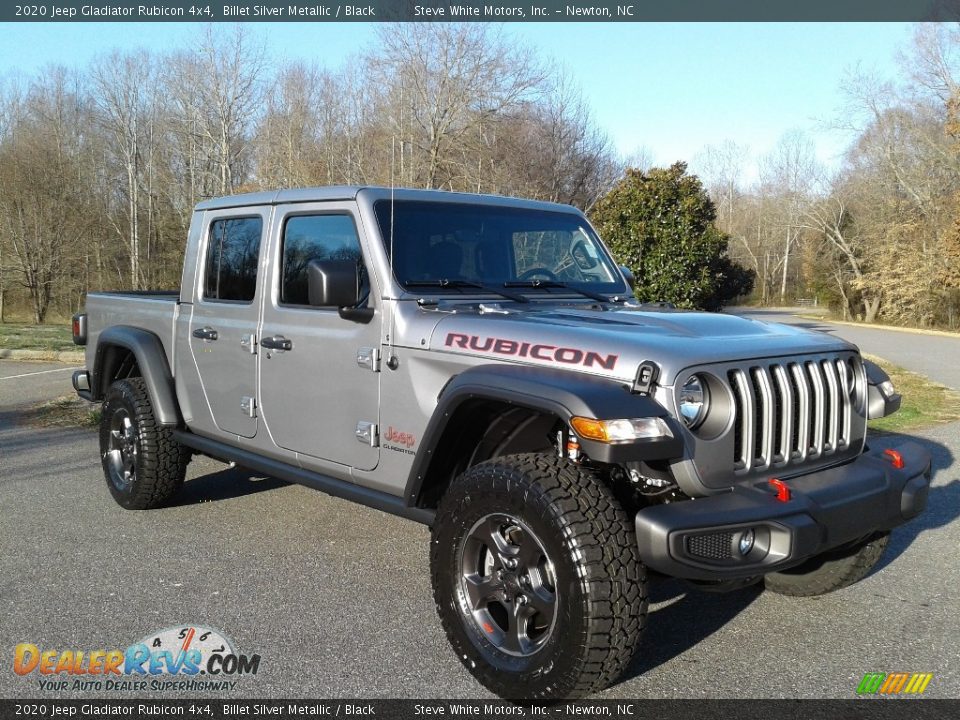 Front 3/4 View of 2020 Jeep Gladiator Rubicon 4x4 Photo #4