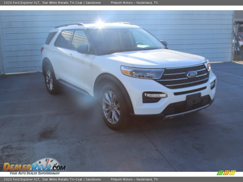 2020 Ford Explorer XLT Star White Metallic Tri-Coat / Sandstone Photo #2