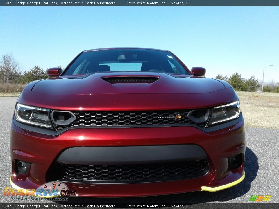 2020 Dodge Charger Scat Pack Octane Red / Black Houndstooth Photo #3