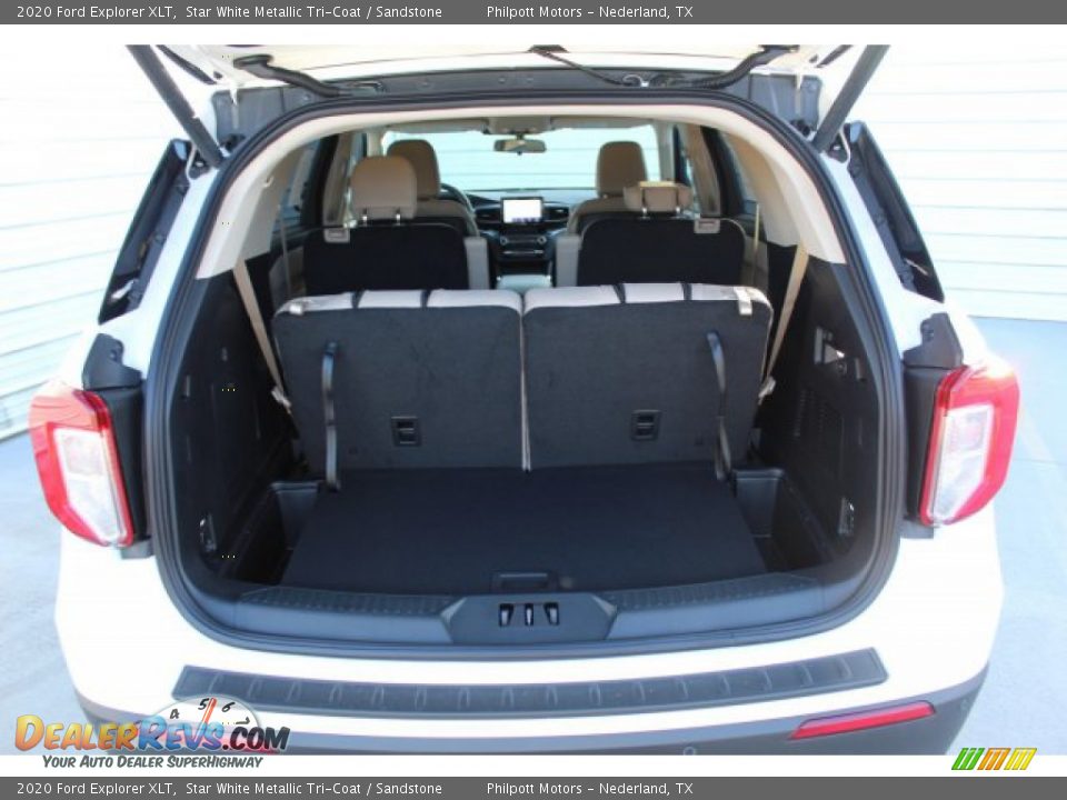 2020 Ford Explorer XLT Star White Metallic Tri-Coat / Sandstone Photo #24
