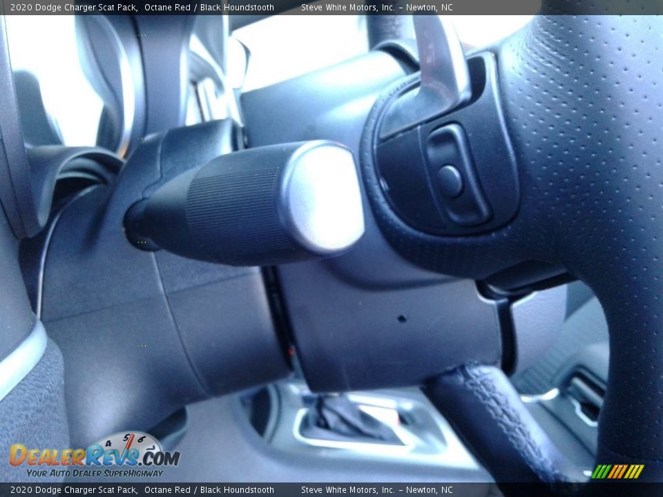 2020 Dodge Charger Scat Pack Octane Red / Black Houndstooth Photo #13