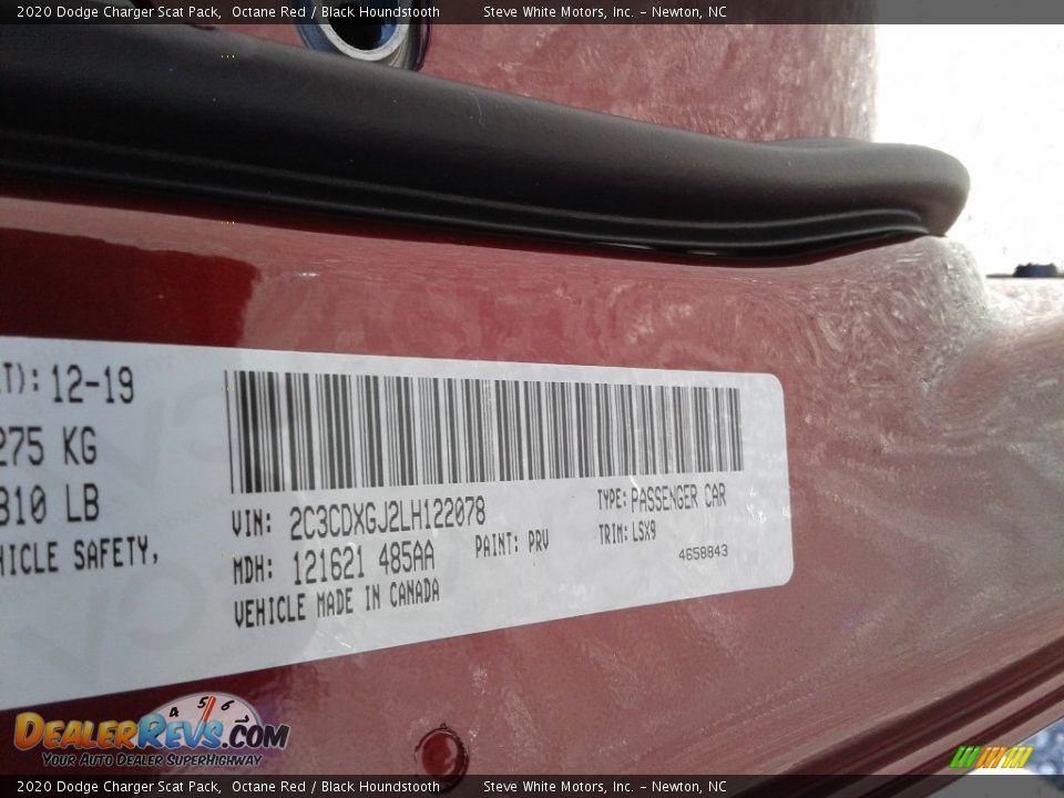 2020 Dodge Charger Scat Pack Octane Red / Black Houndstooth Photo #31
