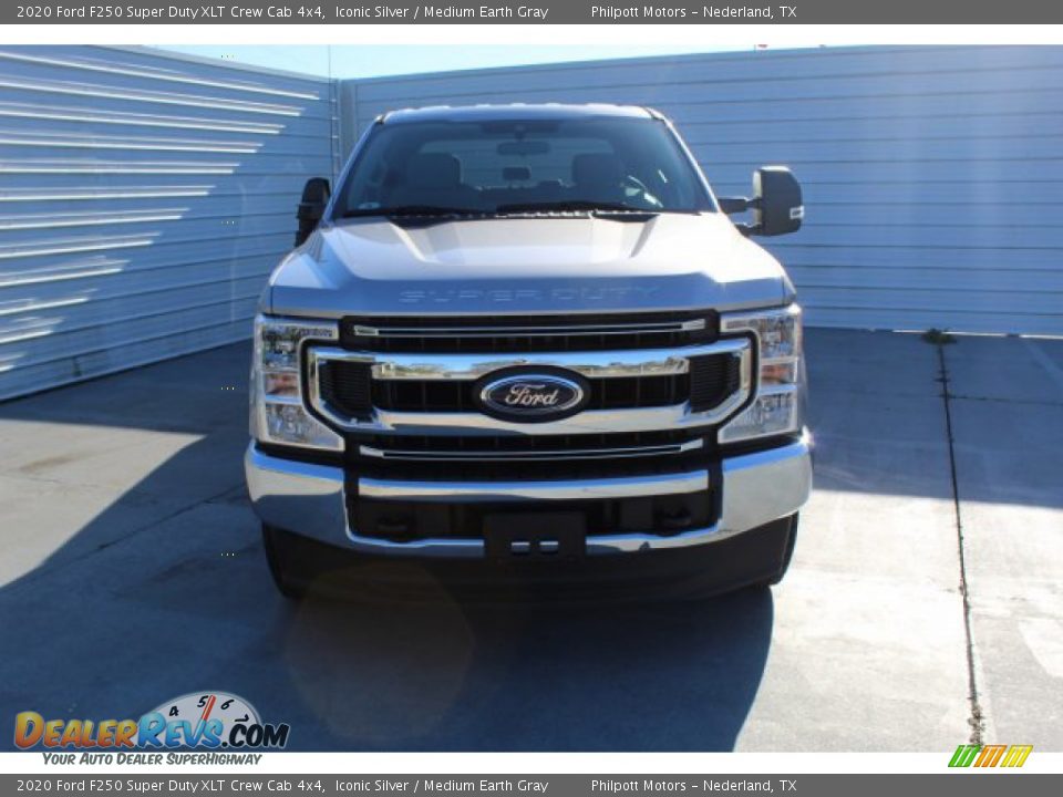 2020 Ford F250 Super Duty XLT Crew Cab 4x4 Iconic Silver / Medium Earth Gray Photo #3