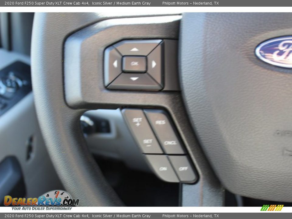2020 Ford F250 Super Duty XLT Crew Cab 4x4 Iconic Silver / Medium Earth Gray Photo #11