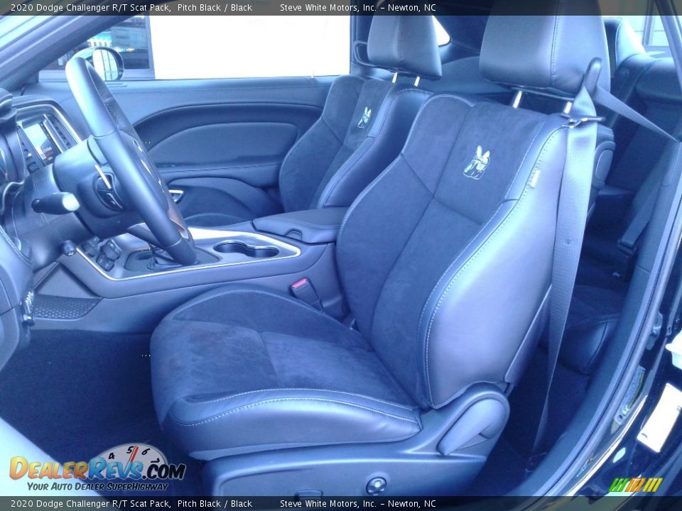 Front Seat of 2020 Dodge Challenger R/T Scat Pack Photo #12