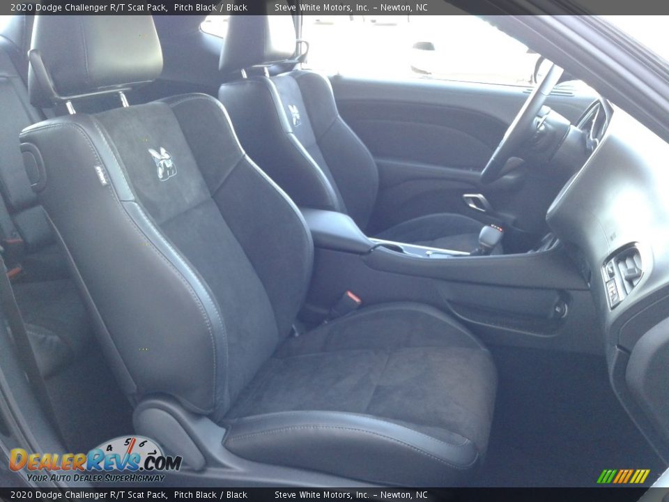 2020 Dodge Challenger R/T Scat Pack Pitch Black / Black Photo #17