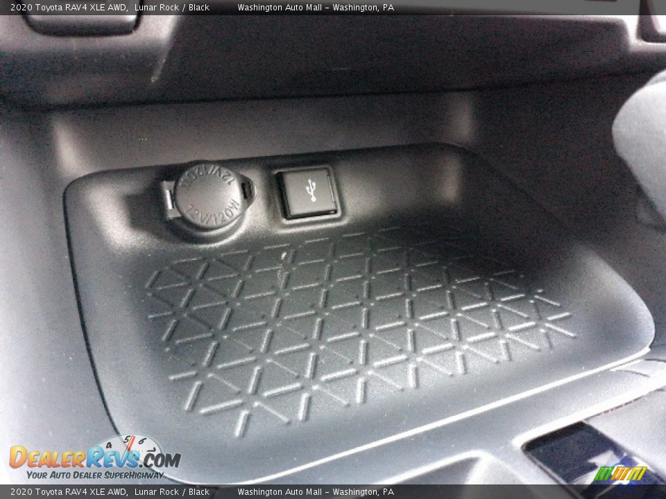 2020 Toyota RAV4 XLE AWD Lunar Rock / Black Photo #15